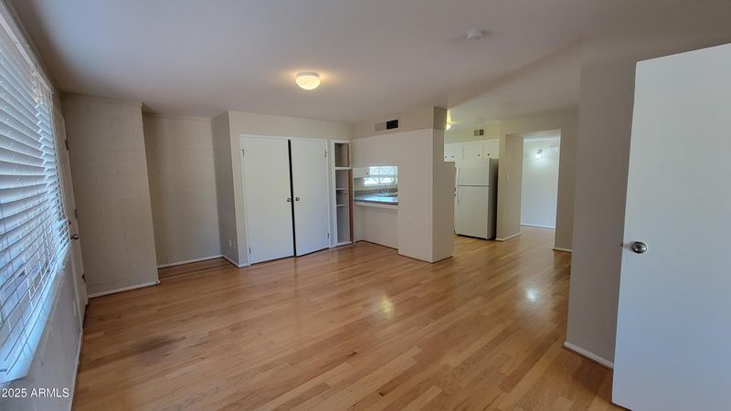 5023 N 39th Dr, Phoenix, AZ 85019
