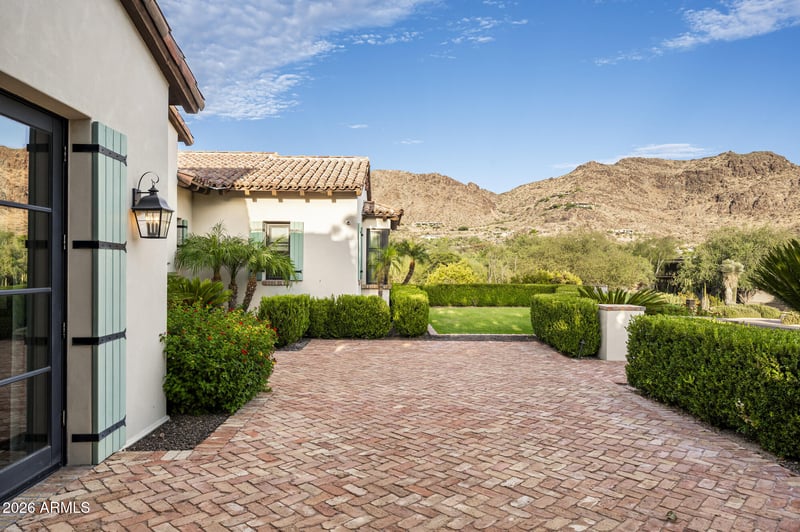 5024 E Desert Park Ln, Paradise Valley, AZ 85253