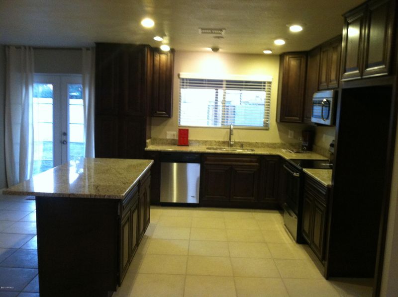 5024 N 65th Ave, Glendale, AZ 85301