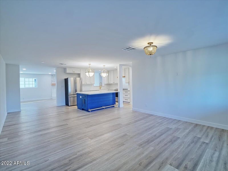 5025 E Windsor Ave, Phoenix, AZ 85008