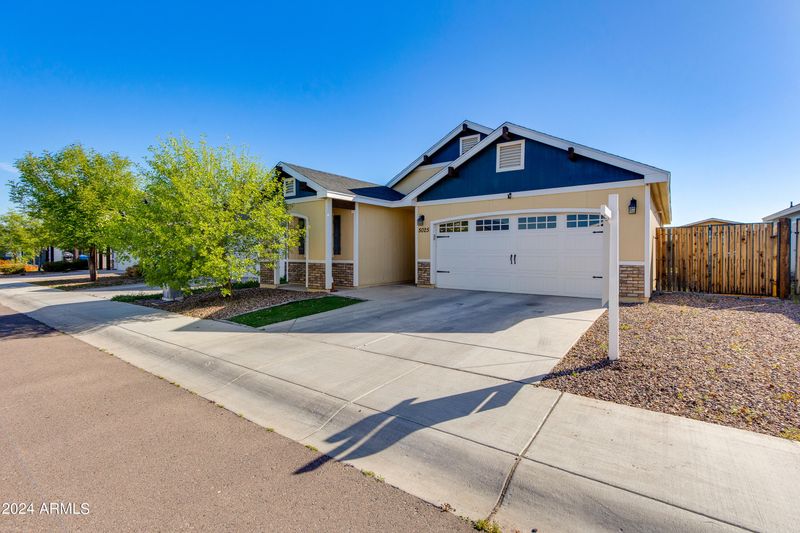 5025 S 11th Pl, Phoenix, AZ 85040