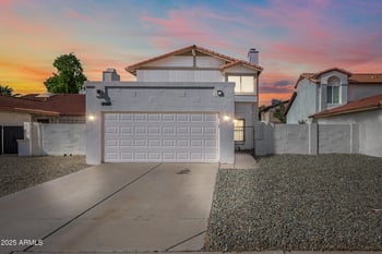 5026 Gelding Dr, Glendale, AZ 85306
