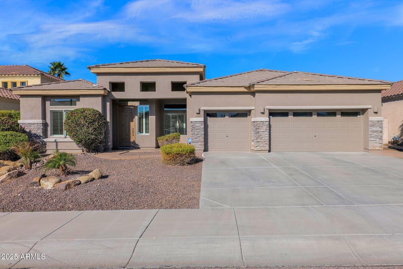 5026 Parsons Rd, Phoenix, AZ 85083