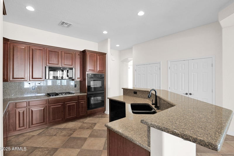 5026 Parsons Rd, Phoenix, AZ 85083