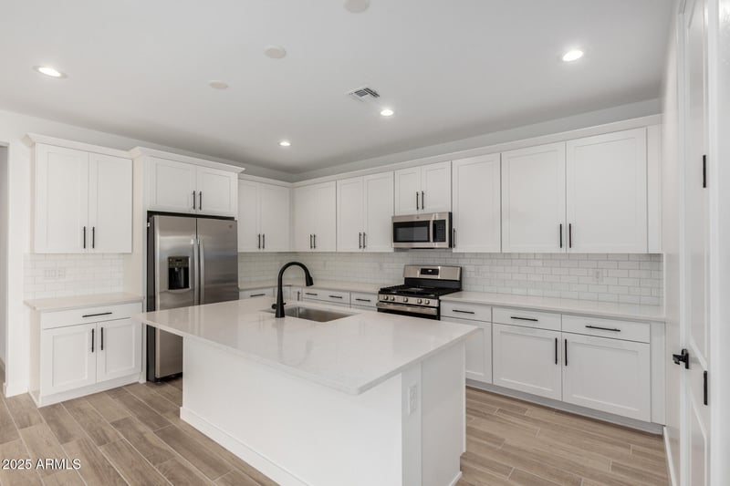 5027 Hardtack Trl, Laveen, AZ 85339