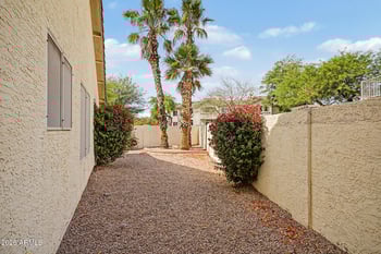 5027 Vaughn Dr, Phoenix, AZ 85044