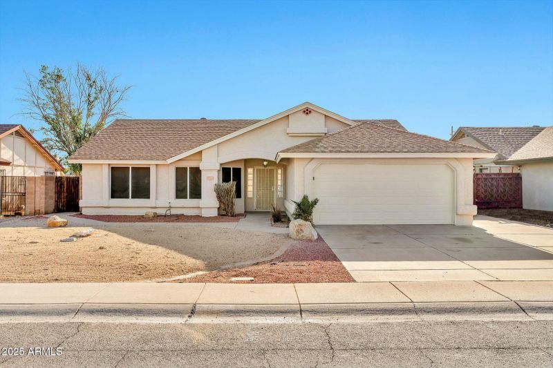 5029 N 86th Dr, Glendale, AZ 85305