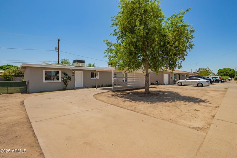 5029 Osborn Rd, Phoenix, AZ 85031