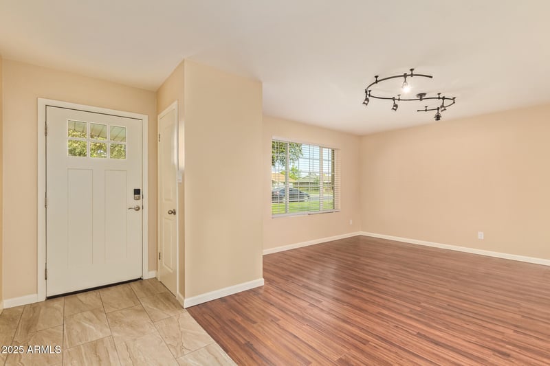 503 Pebble Beach Dr, Tempe, AZ 85282