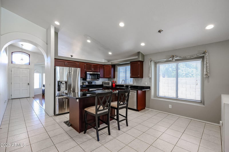 503 Kelton Ln, Phoenix, AZ 85023