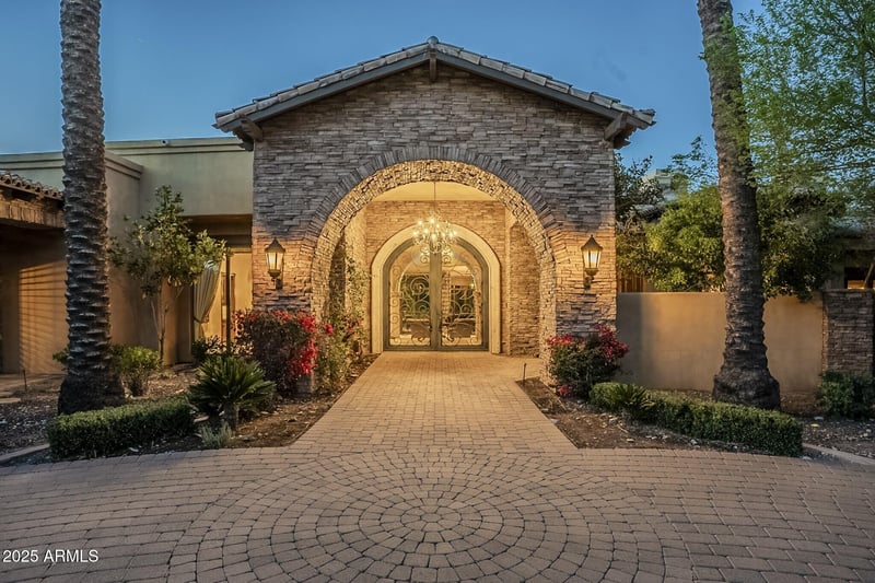 5030 Mockingbird Ln, Paradise Valley, AZ 85253