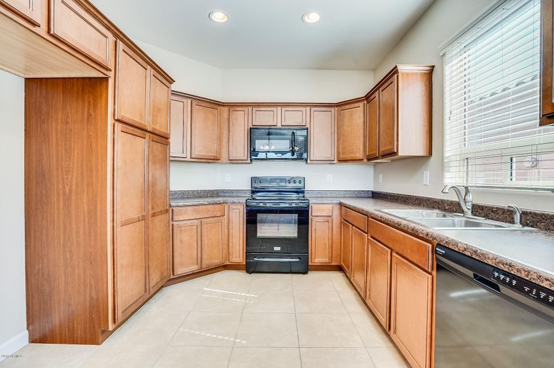 5031 E Iolite St, San Tan Valley, AZ 85143