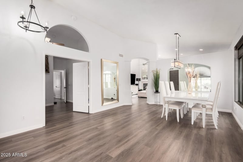 5031 Ivanhoe St, Chandler, AZ 85226