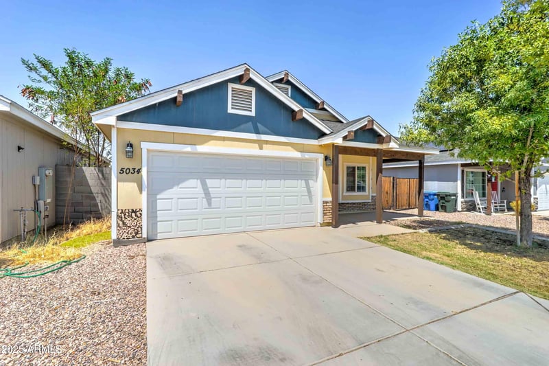 5034 11th Pl, Phoenix, AZ 85040