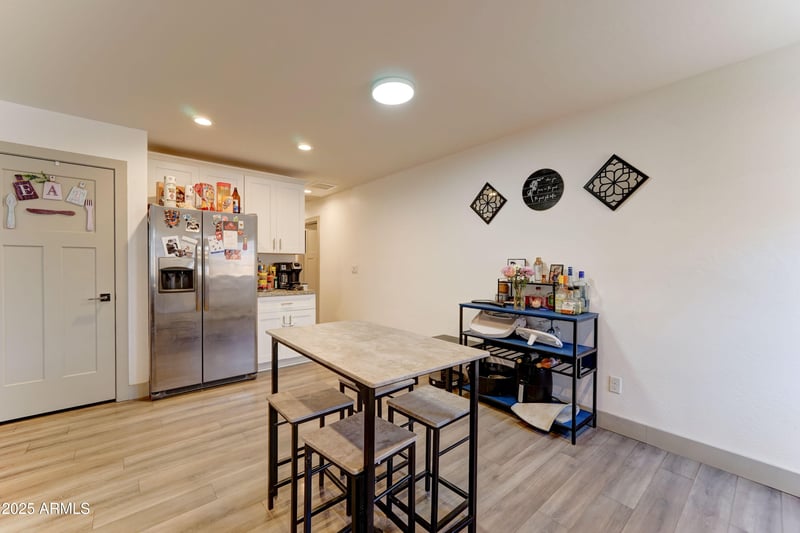 5034 11th Pl, Phoenix, AZ 85040