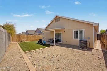 5034 11th Pl, Phoenix, AZ 85040