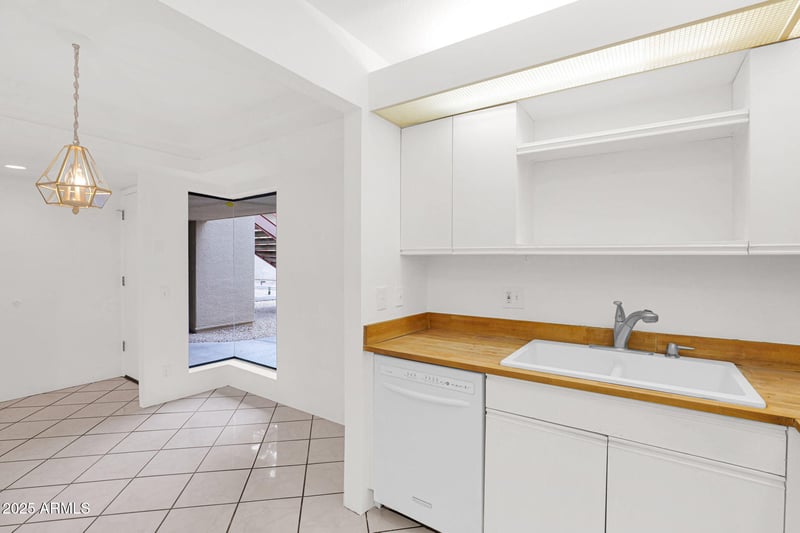 5035 10th Pl #108, Phoenix, AZ 85014