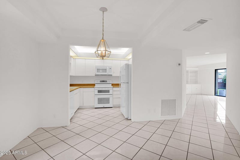 5035 10th Pl #108, Phoenix, AZ 85014