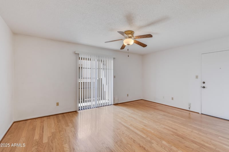 5035 17th Ave #205, Phoenix, AZ 85015