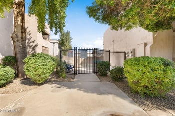 5035 17th Ave #110, Phoenix, AZ 85015
