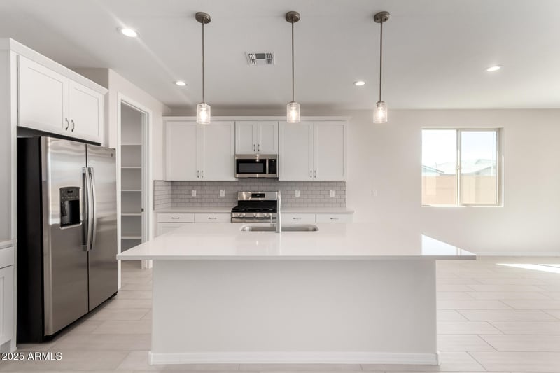 5036 Roundhouse Rd, Laveen, AZ 85339