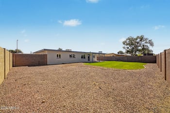 5036 Beverly Ln, Glendale, AZ 85306