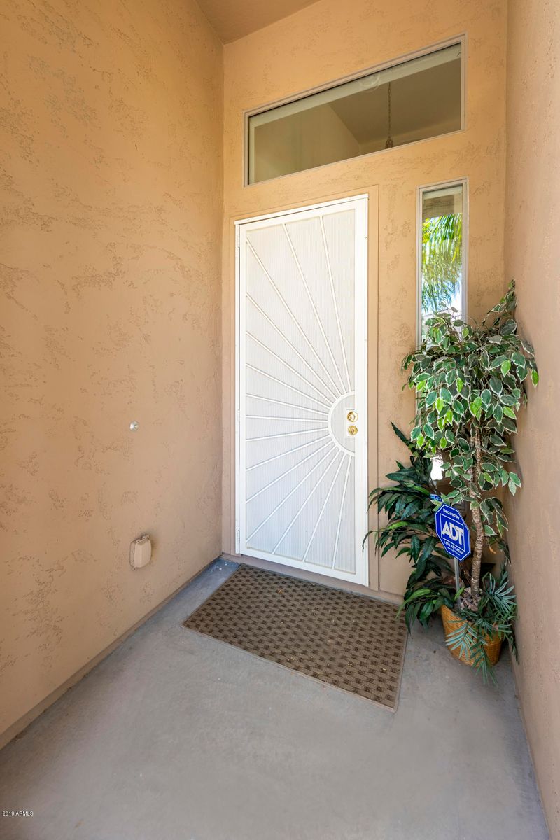 5036 W Yearling Rd, Phoenix, AZ 85083