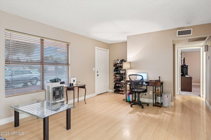 5038 Bannock St, Phoenix, AZ 85044