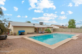 5038 Bannock St, Phoenix, AZ 85044