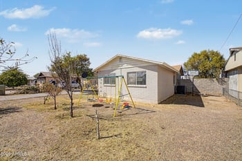 5038 W Tuckey Ln, Glendale, AZ 85301