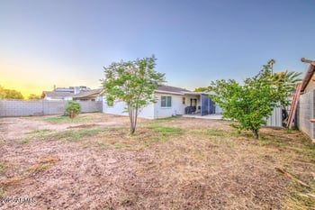5039 Mercer Ln, Glendale, AZ 85304