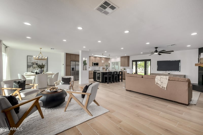 5040 Columbine Dr, Scottsdale, AZ 85254