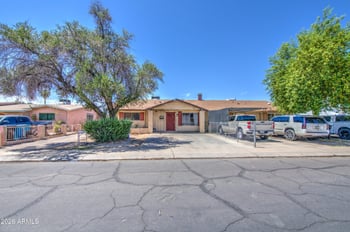 5040 N 41st Dr, Phoenix, AZ 85019