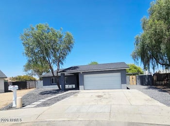 5040 69th Dr, Glendale, AZ 85303