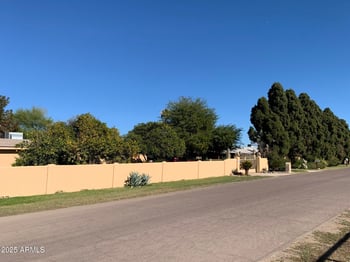 5040 Steinway Dr, Laveen, AZ 85339