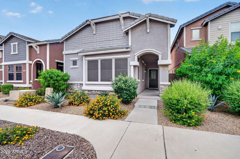 5041 Escuda Dr, Glendale, AZ 85308