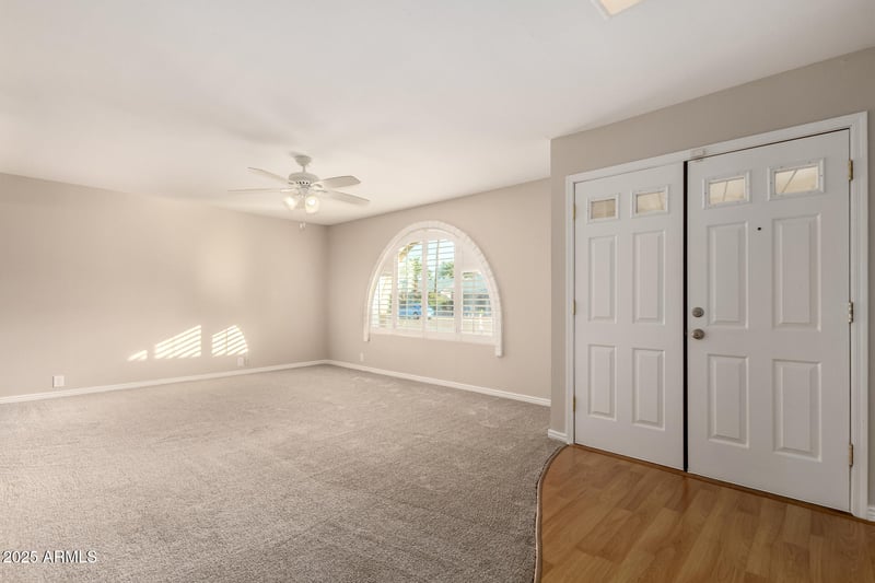 5042 Carol Ave, Glendale, AZ 85302