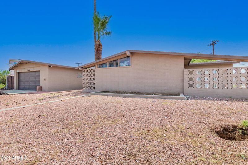 5042 N 65th Ave, Glendale, AZ 85301