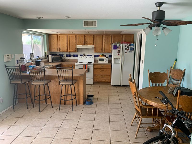 5043 W Sweetwater Ave, Glendale, AZ 85304