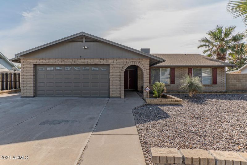 5043 W Vogel Ave, Glendale, AZ 85302