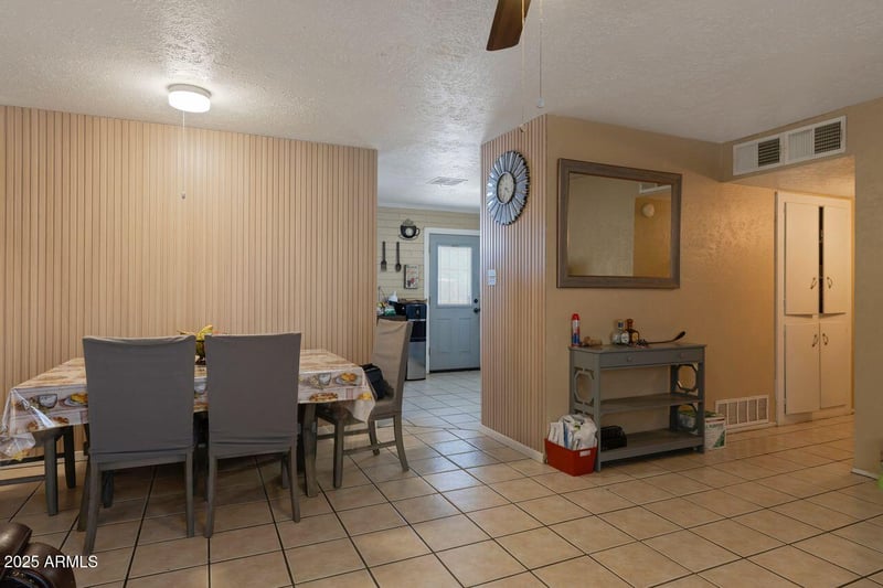 5044 Campbell Ave, Phoenix, AZ 85031