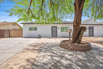 5046 41st Dr, Phoenix, AZ 85019