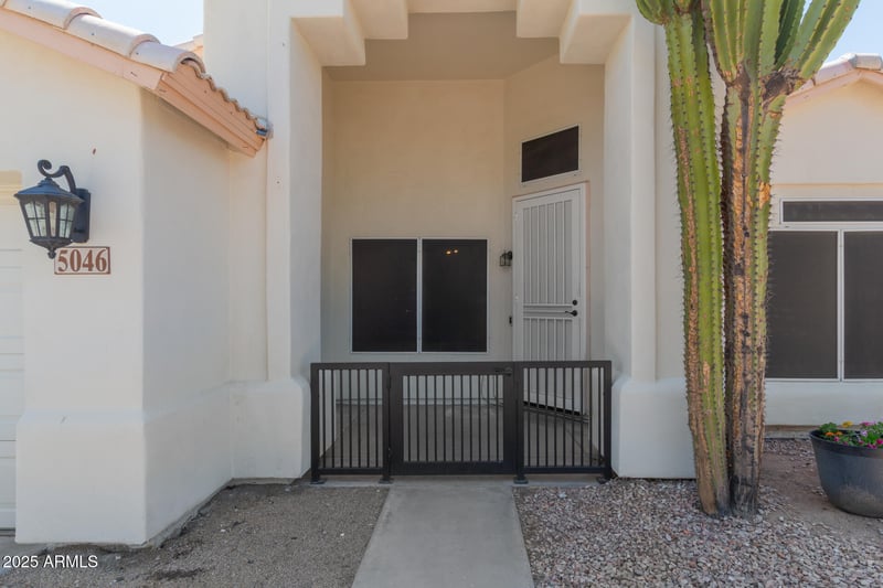 5046 Roosevelt St, Tempe, AZ 85282