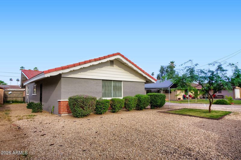 5047 N 39th Dr, Phoenix, AZ 85019