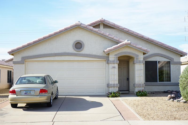 5048 E Casper St, Mesa, AZ 85205