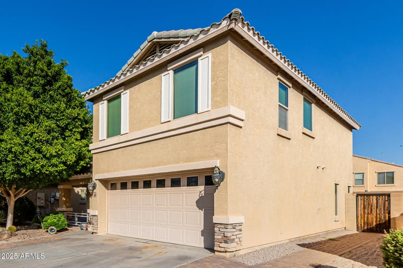 5049 236th Dr, Buckeye, AZ 85326