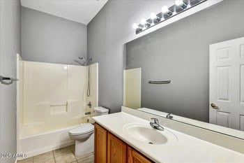 505 Lydia Ln, Phoenix, AZ 85042