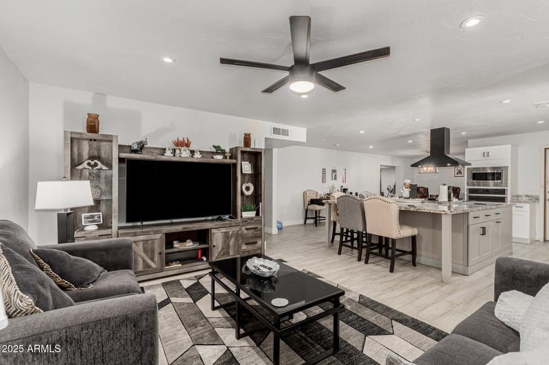 505 Ridge --, Mesa, AZ 85204