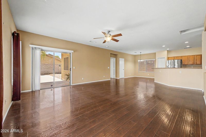 505 W Elm Ln, Avondale, AZ 85323