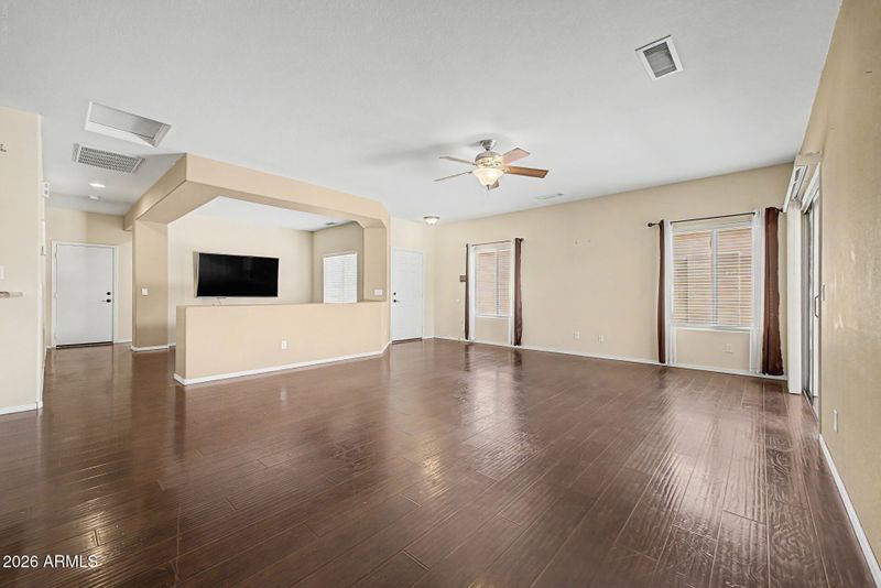 505 W Elm Ln, Avondale, AZ 85323